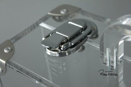 Koffer aus PLEXIGLAS®